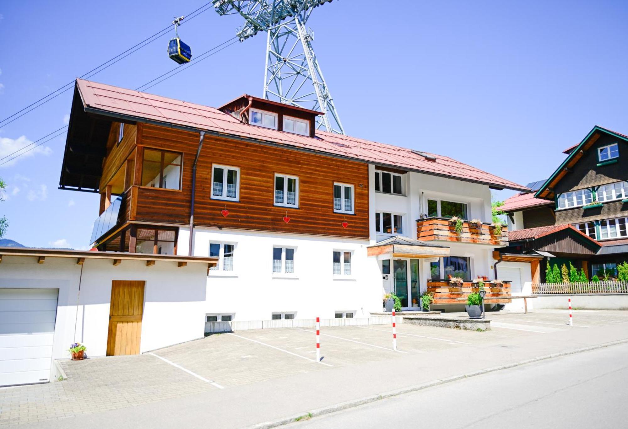 Faltenbach Ferienwohnungen In Оберстдорф Экстерьер фото
